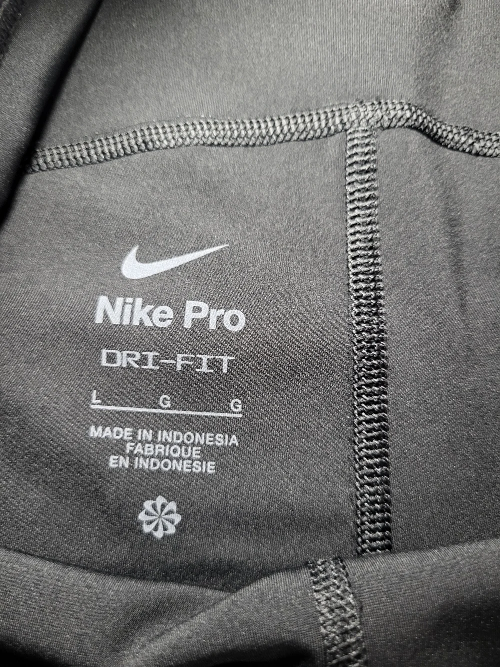 Nike Black Dri-FIT Performance Shorts Exercise Workout.